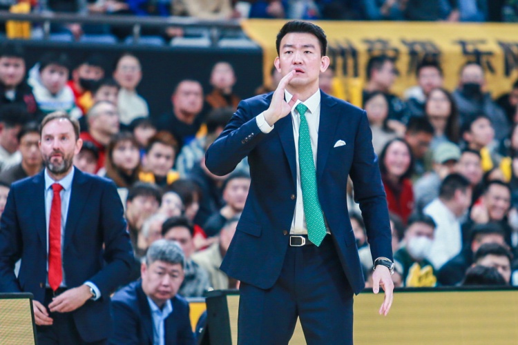 雙核缺陣！廣廈本場僅得74分創(chuàng)賽季新低 此前紀錄為對陣深圳77分